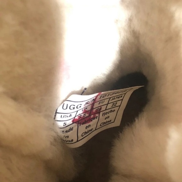 Uggs Aime Classic Slim Boots - Picture 5 of 8